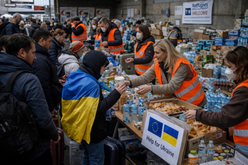 политика ЕС по отношению у Украинцам начала меняться